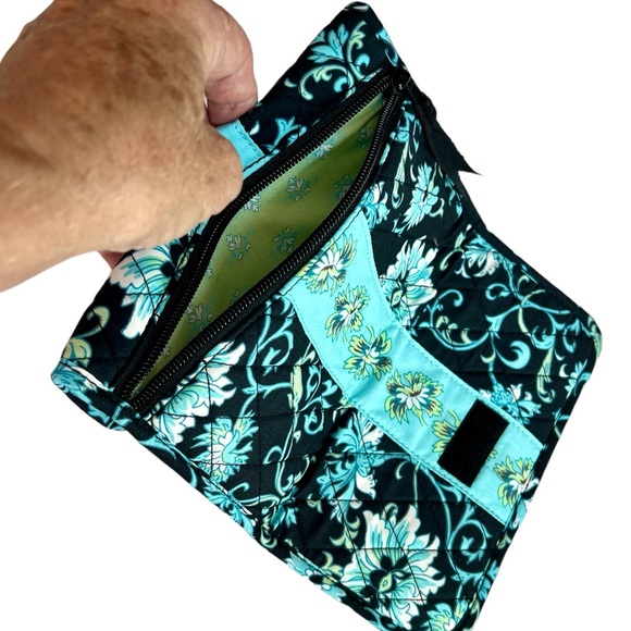 NWT Lemon Hill Quilted Bags Set- Tote, Make-Up Bag, Wallet, Blue Paisley Floral - Picture 9 of 15